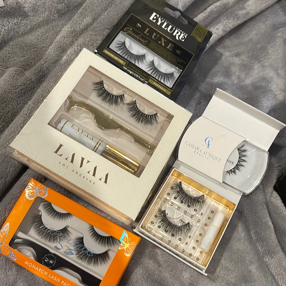 EYELASHE BUNDLE